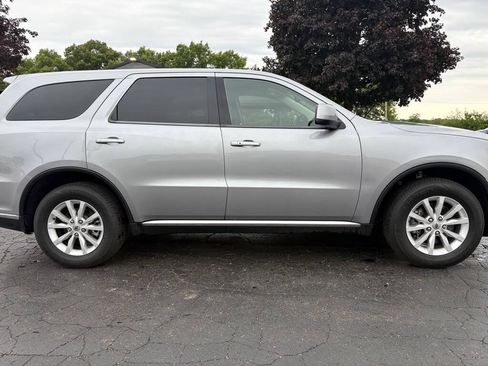 Used 2021 Dodge Durango SXT w/ 3rd Row Seating Group AWD/4WD image 3