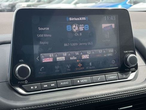 Used 2023 Nissan Rogue SV FWD image 28