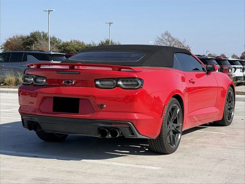 Certified 2021 Chevrolet Camaro LT w/ RS Package image 4