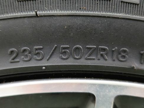 Used 2019 Ford Mustang Premium RWD image 26