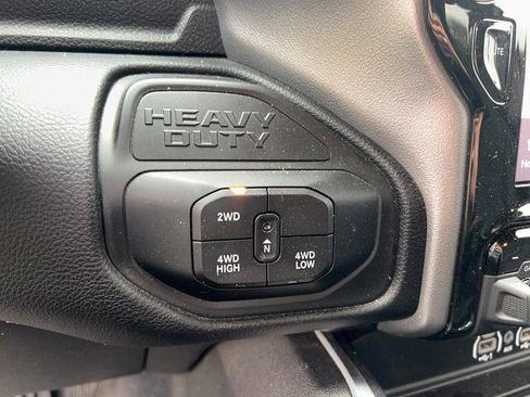 Used 2025 RAM 3500 Big Horn AWD/4WD image 22