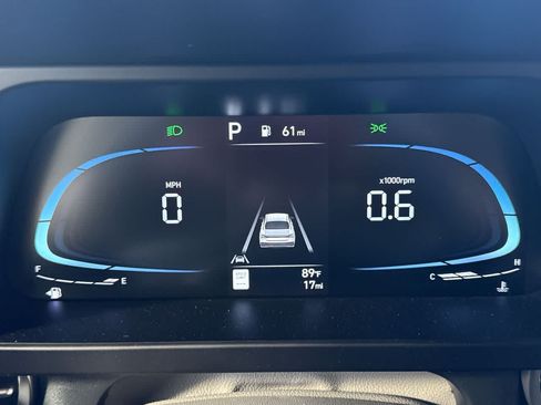 New 2025 Hyundai Elantra Sport FWD image 16