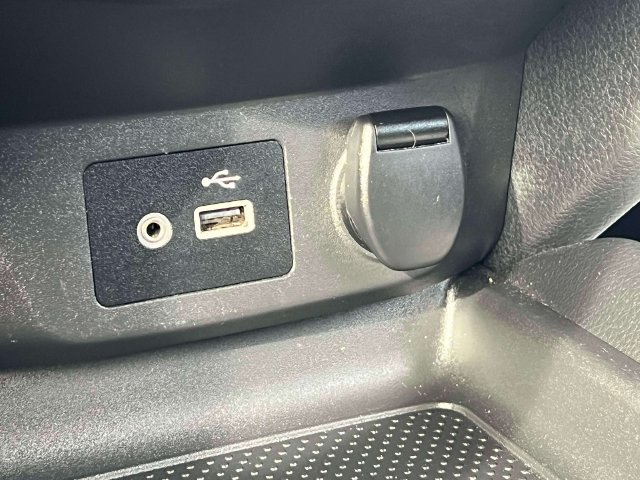 Used 2019 Nissan Rogue S AWD/4WD image 28