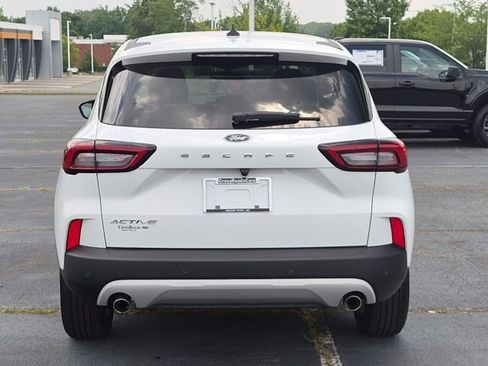 Certified 2025 Ford Escape Active w/ Tech Pack #1 FWD image 5