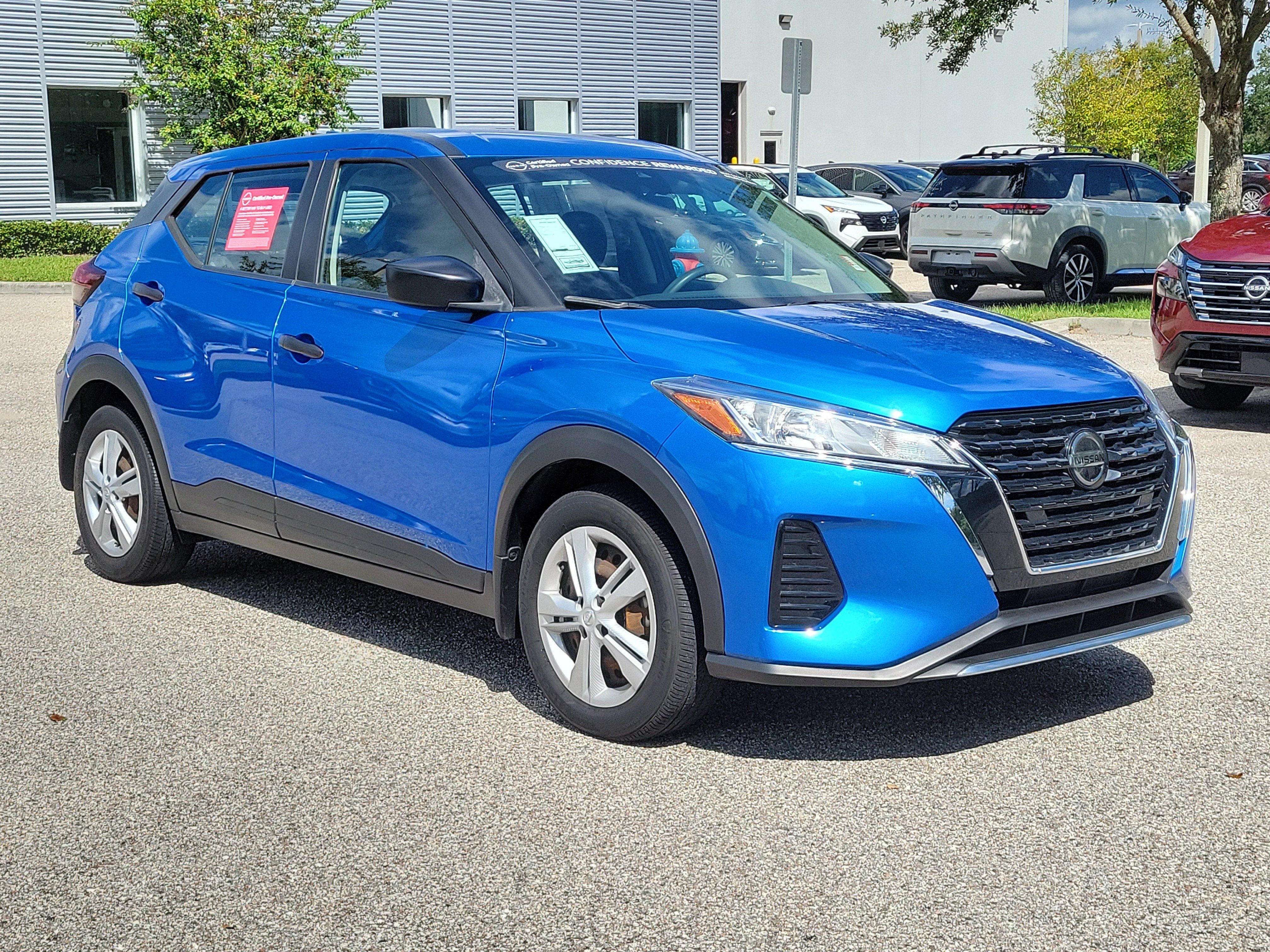 Certified 2021 Nissan Kicks S FWD image 3
