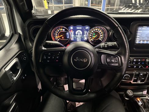 Used 2020 Jeep Wrangler Unlimited Sport image 8