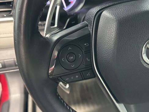 Used 2018 Toyota Camry SE FWD image 31