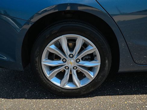 Used 2024 Chevrolet Malibu LT FWD image 14