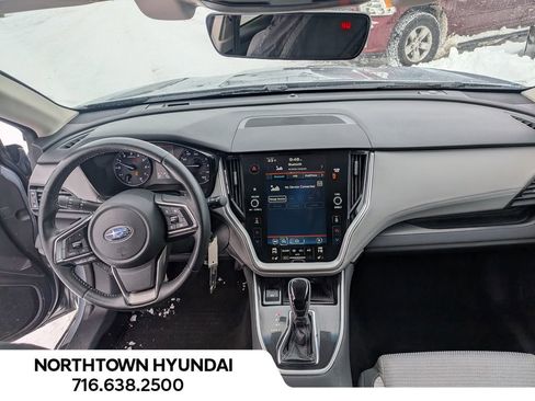 Used 2020 Subaru Outback Premium image 6