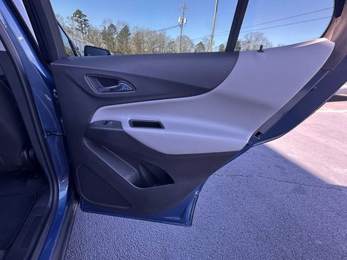 Used 2024 Chevrolet Equinox LS image 28