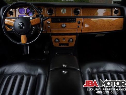 Used 2005 Rolls-Royce Phantom Sedan image 11