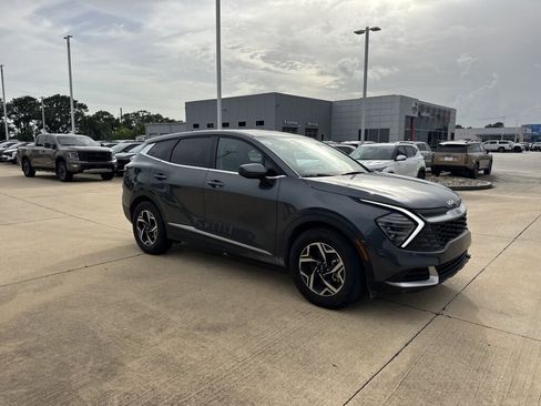 Certified 2024 Kia Sportage LX FWD image 14
