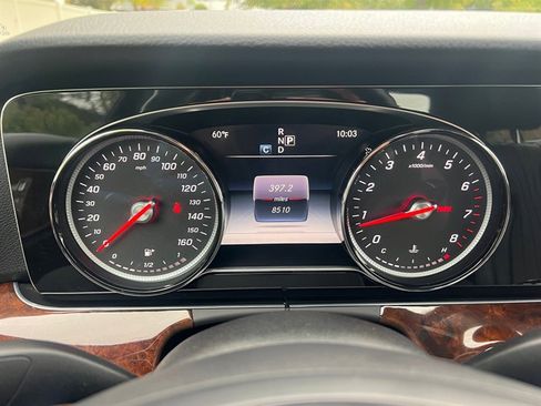 Used 2017 Mercedes-Benz E 300 4MATIC image 15