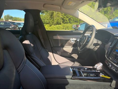 Used 2024 Volvo S90 T8 Ultimate AWD/4WD image 13