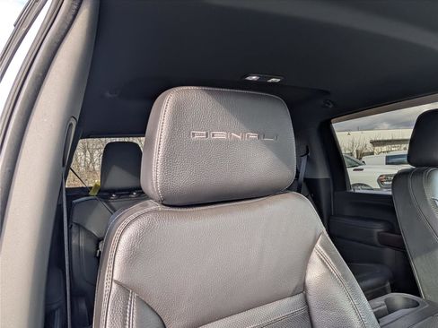 Used 2022 GMC Sierra 2500 Denali w/ Technology Package image 15