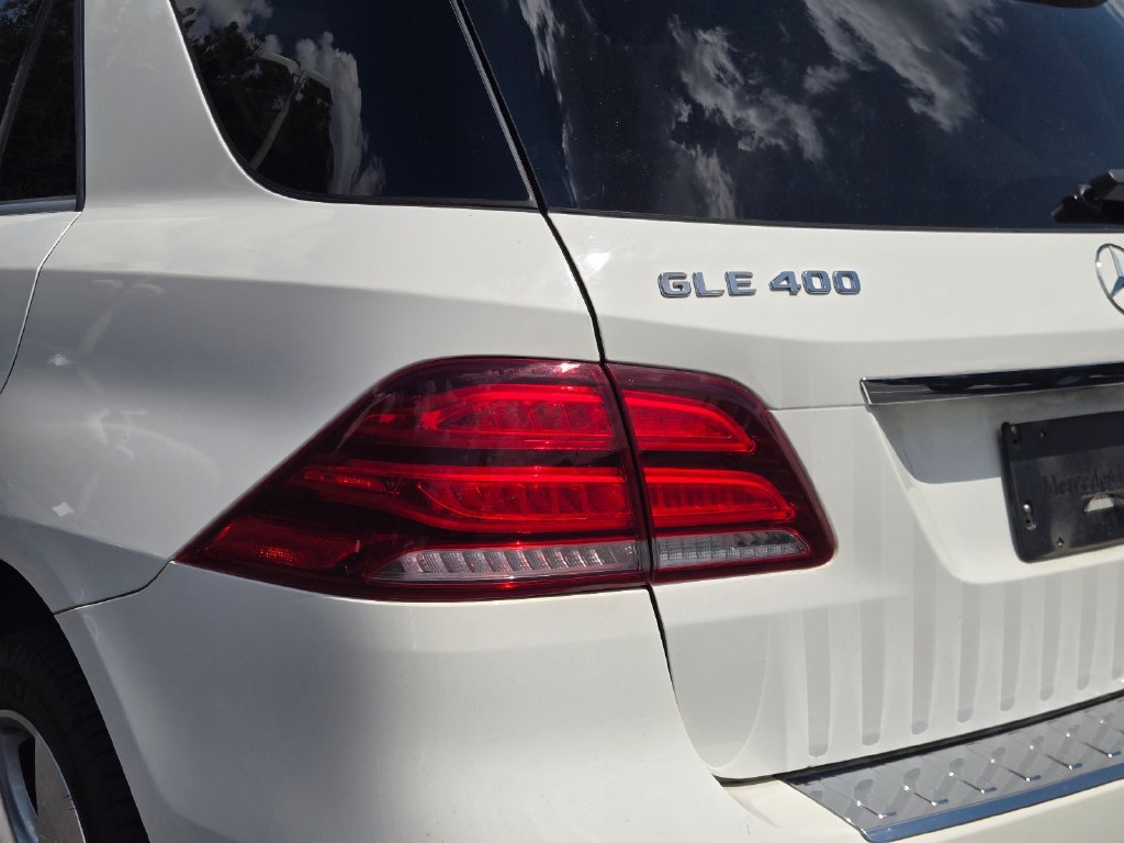 Used 2019 Mercedes-Benz GLE 400 4MATIC image 9