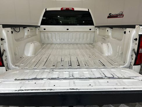 Used 2014 GMC Sierra 1500 SLT w/ SLT Crew Cab Value Package AWD/4WD image 5