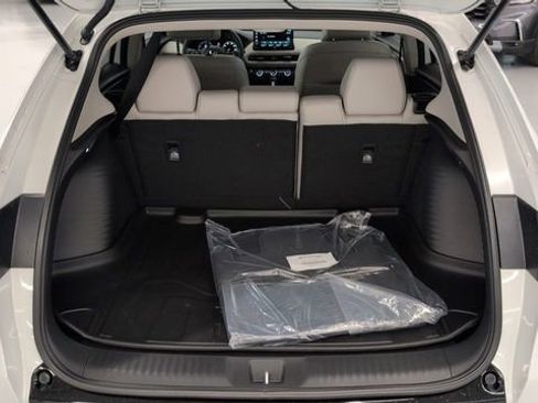 New 2026 Honda HR-V EX-L image 33