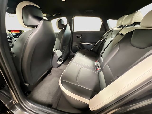 New 2026 Kia K4 GT-Line FWD image 24