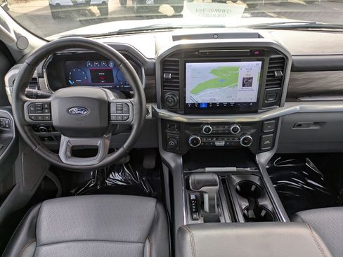 Used 2025 Ford F150 Lariat w/ Equipment Group 501A Mid image 28