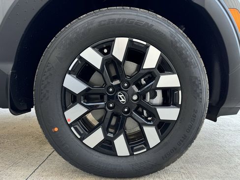 Used 2025 Hyundai Santa Cruz SEL image 25