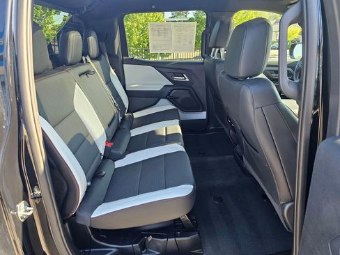 Used 2025 Chevrolet Silverado EV RST AWD/4WD image 12