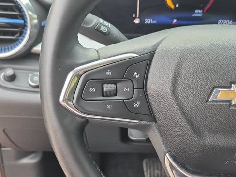 Used 2025 Chevrolet Trax LT w/ LT Convenience Package FWD image 20