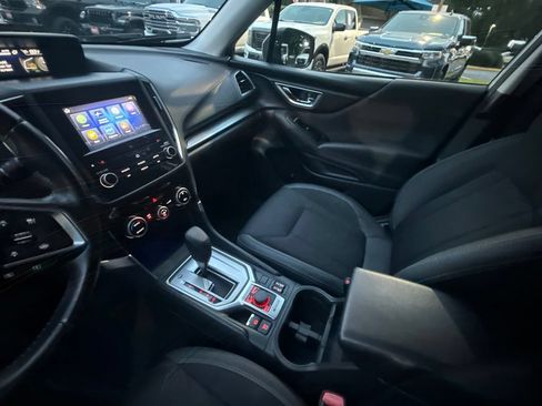 Used 2023 Subaru Forester Premium AWD/4WD image 17