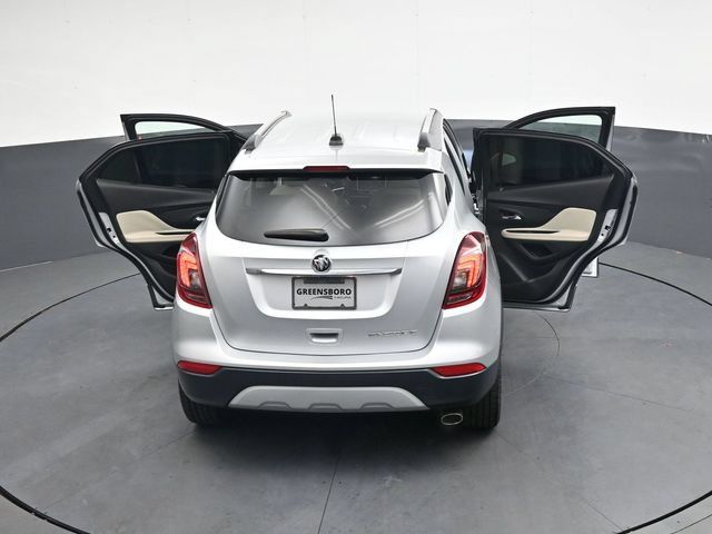Used 2019 Buick Encore Essence FWD image 39