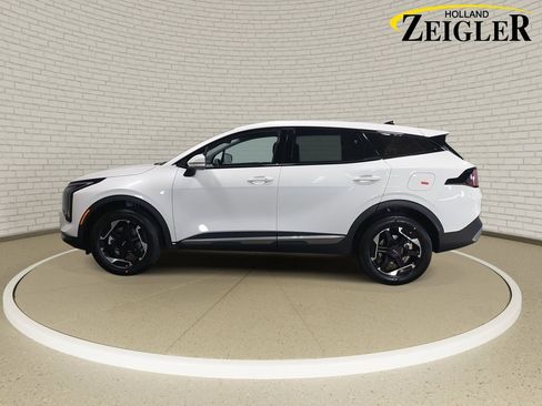 New 2026 Kia Sportage S image 8