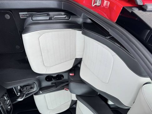 Used 2016 Volkswagen Jetta Sport FWD image 16