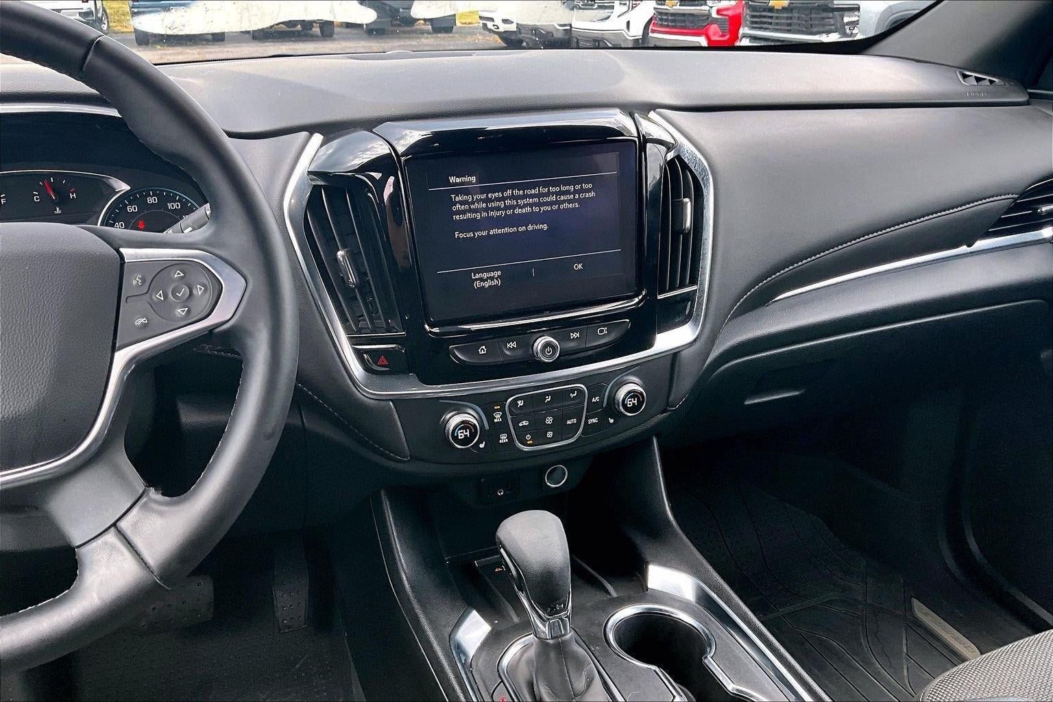 Used 2024 Chevrolet Traverse LT FWD image 6