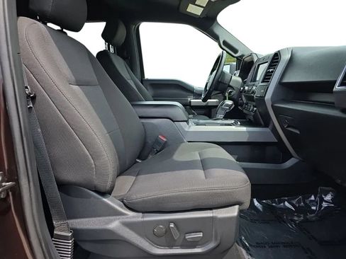 Used 2020 Ford F150 XLT w/ Equipment Group 302A Luxury AWD/4WD image 19