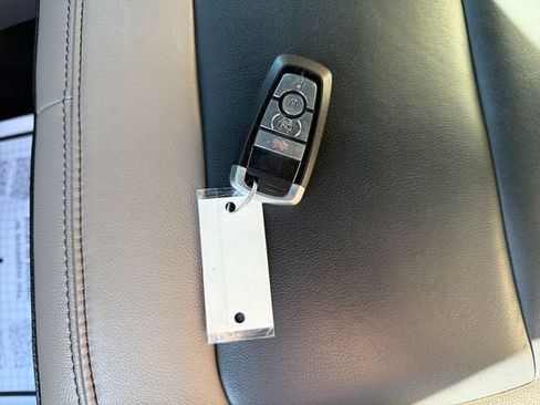 Used 2024 Ford Bronco Wildtrak AWD/4WD image 29