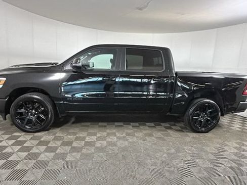 Used 2023 RAM 1500 Laramie AWD/4WD image 5