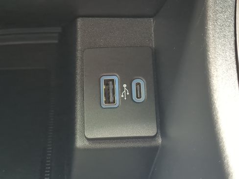 Certified 2022 Ford Edge ST-Line AWD/4WD image 20