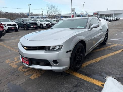 Used 2015 Chevrolet Camaro LT image 9