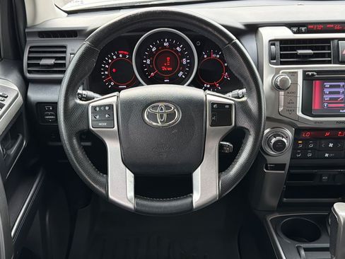 Used 2012 Toyota 4Runner Limited AWD/4WD image 11