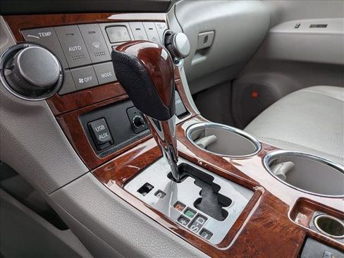 Used 2012 Toyota Highlander Limited w/ Tow Pkg image 13