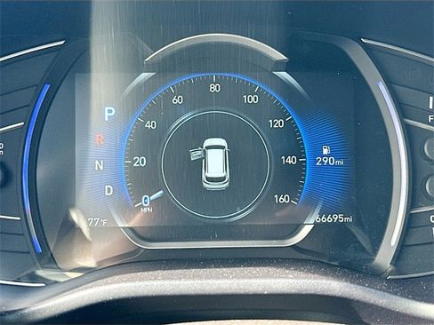 Used 2020 Hyundai Santa Fe Limited image 12