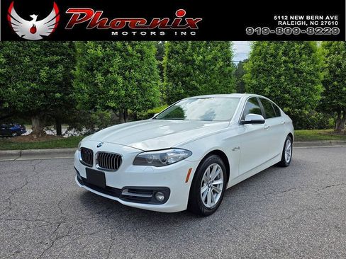 Used 2016 BMW 528i xDrive Sedan AWD/4WD image 1