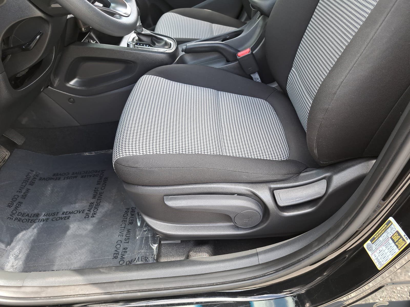 Used 2023 Hyundai Kona SE w/ Cargo Package AWD/4WD image 30