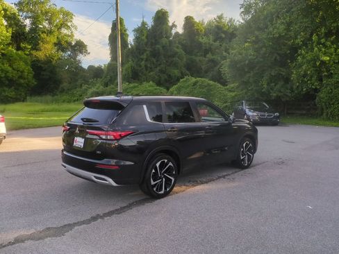 Used 2022 Mitsubishi Outlander SE FWD image 5