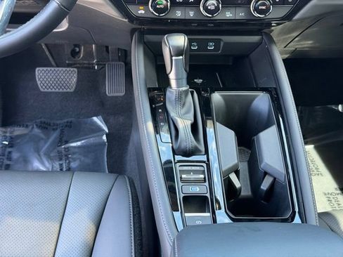Used 2024 Honda Accord Touring image 21