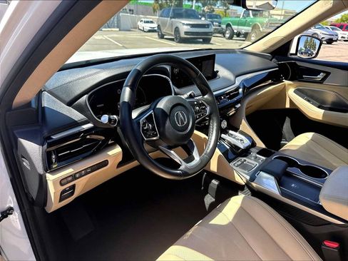 Used 2023 Acura MDX SH-AWD w/ Technology Package image 16