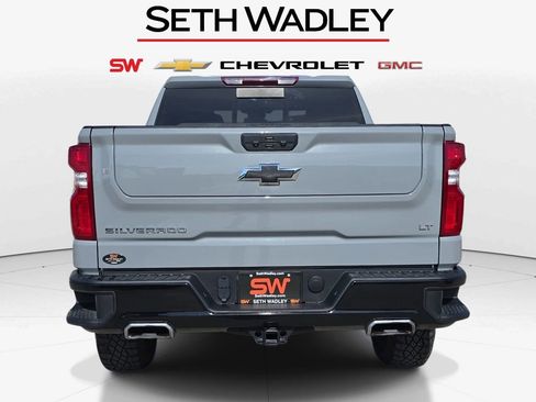 Used 2024 Chevrolet Silverado 1500 LT Trail Boss w/ Convenience Package II image 6