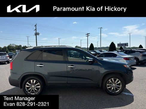 Used 2011 Kia Sorento EX w/ Premium Pkg FWD image 5