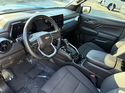 Used 2023 Chevrolet Colorado LT w/ LT Convenience Package image 14