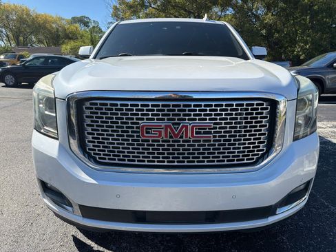 Used 2016 GMC Yukon XL Denali w/ Open Road Package image 8