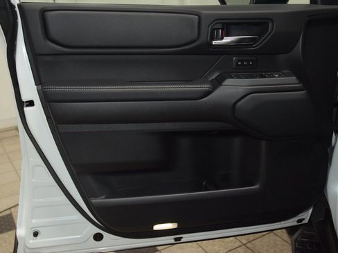 Used 2025 Toyota Land Cruiser image 48